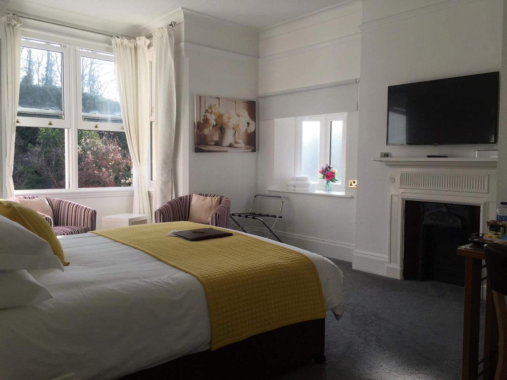 Croham Park - Free Parking & Wi-Fi Bed & Breakfast Croydon Room photo